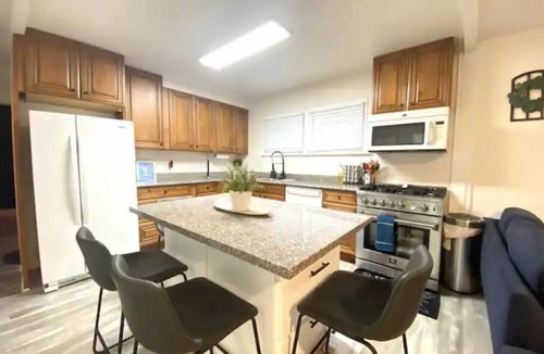 Homestead Apartment | Oregon apartment across OHSU
