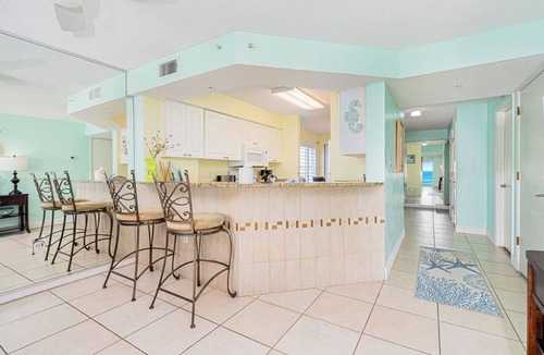 Seawinds Condo Condo | Ormond Beach Oceanfront Condo | Pool | Seawinds #601