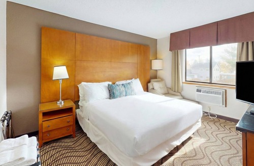 Oscoda Hotel | Oscoda Lakeside Hotel