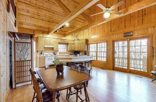 Wiley Cabin | Osprey Landing Retreat
