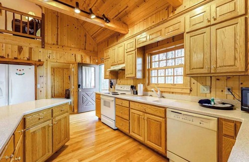 Wiley Cabin | Osprey Landing Retreat
