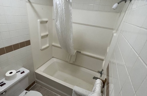 Oswego Hotel | Oswego Inn