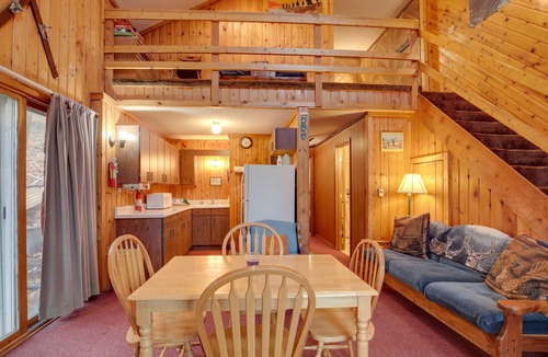 Stambaugh Cabin | Outdoor Lover's Paradise: Slopeside Cabin!