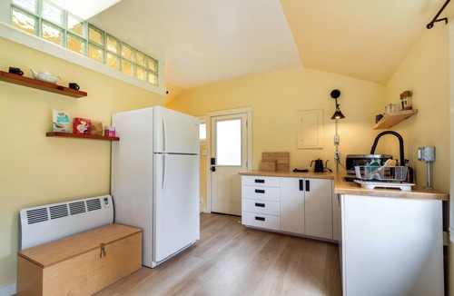 Langlois House | Pacific View Cottage - 100’ High w/Ocean Views