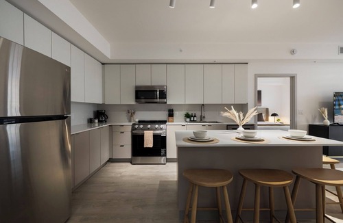 North Miami Apartment | Panoramic Views on High floor- Near Stadium- 3B 2B