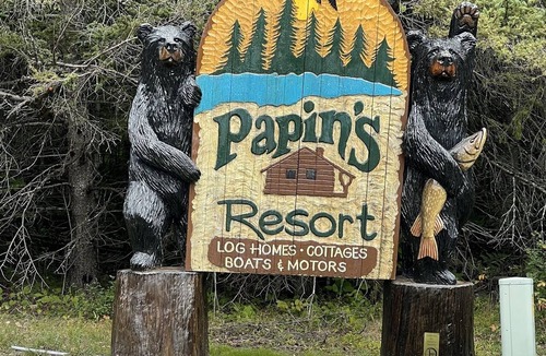 Drummond Cabin | Papins Resort Cabin #7
