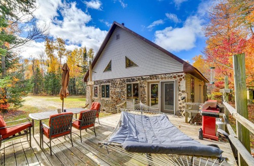 Paradise House | Paradise Cottage: Trail Access Nearby