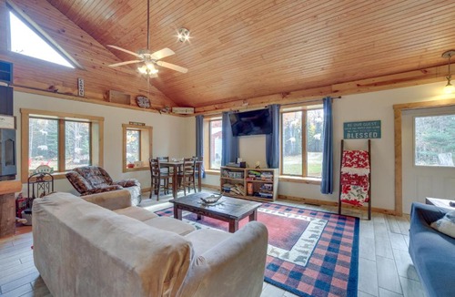 Paradise House | Paradise Cottage: Trail Access Nearby
