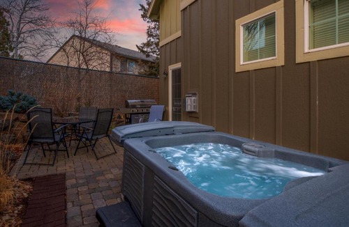 Mountain View District House | Parkview