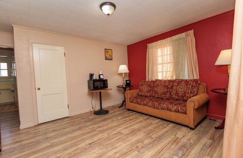 Kanab Hotel | Parry Lodge