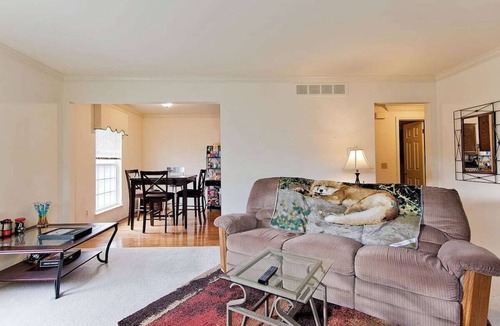 Clinton Township Condo | Peaceful 2-bedroom condo with AC in Clinton Township