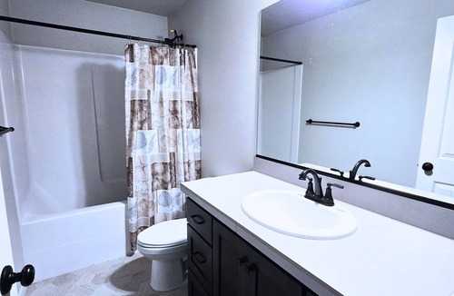 Morningside House | Peaceful 3-Bedroom Home - Private Room or Full Home
