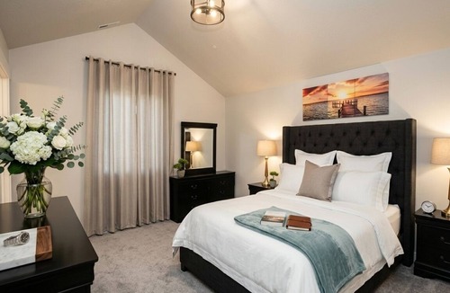 Morningside House | Peaceful 3-Bedroom Home - Private Room or Full Home