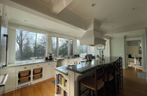 Harbor Springs House | Peaceful 6-bedroom house with 8 beds in charming Harbor Springs