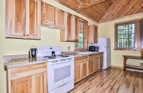 Argonne Cabin | Peaceful cabin on 5 acres of woods.