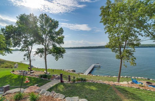 Clinton Apartment | Peaceful Clinton Retreat w/Lakefront Views!