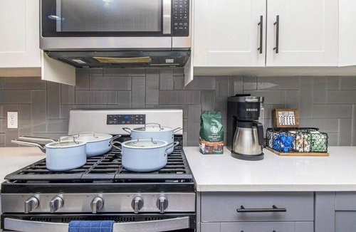 South Gull Lake House | Peaceful Gull Lake Suite