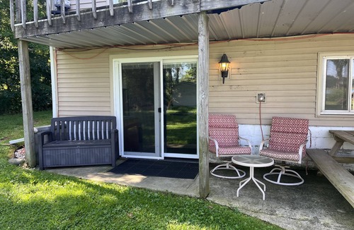 East Leroy Apartment | Peaceful & Relaxing Battle Creek Lake Place┃Kayaks, Paddle Boards & Fire Pit