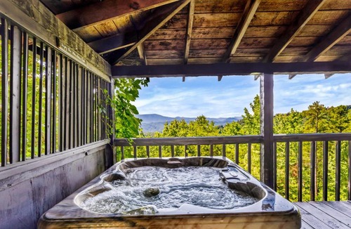 Sevierville Villa | Peak A View