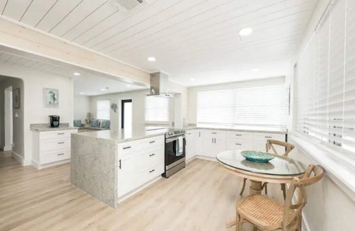 Ormond-by-the-Sea House | Pelican Palace