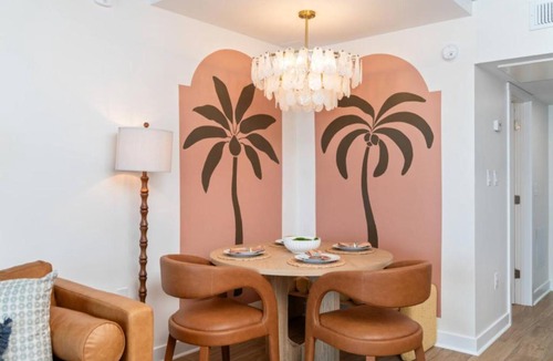 Downtown Myrtle Beach Apartment | Penthouse Oceanfront Studio VR + Mural + Minibar