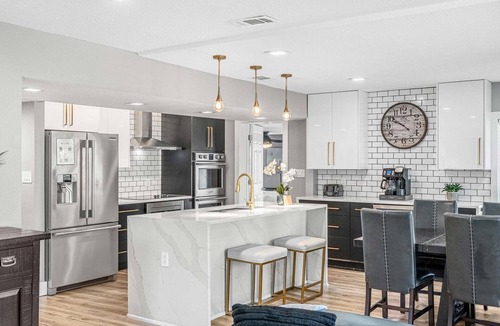 Merritt Island House | Perfect Group Getaway W/Heated Pool & Outdoor Patio! 🌅