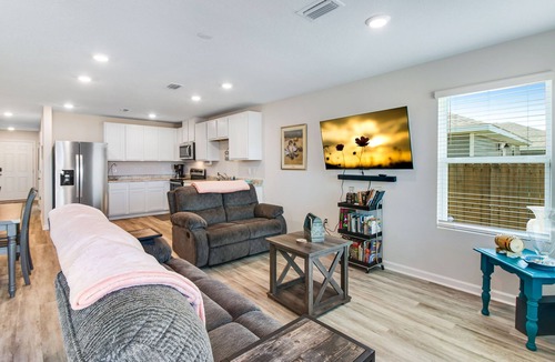 Bagdad House | Pet-friendly Home with Fenced Yard