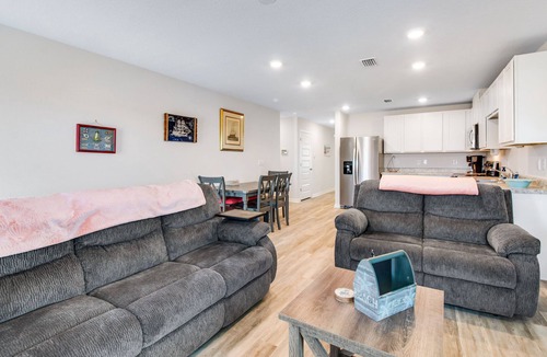 Bagdad House | Pet-friendly Home with Fenced Yard