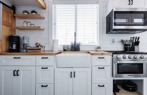 Apple Valley House | Pet Friendly Tiny Home - Near Zion National Park