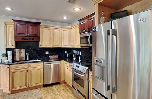 Navarre Beach House | Pet Friendly Townhome | Easy Access to the Beach & Neighborhood Amenities!