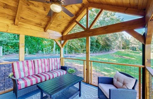 Mars Hill House | Phobos Cabin