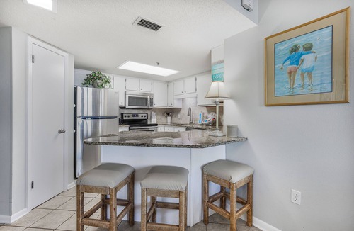 Orange Beach Condo | 🏖️Phoenix 7. Awesome beach view!. 5th floor . 🌞