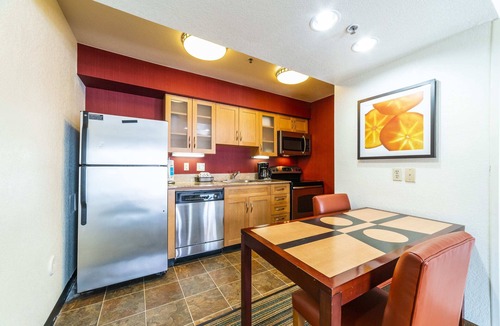 North Mountain Apartment | Phoenix Studio Queen Economy