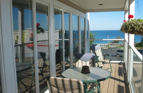St Ignace Condo | Pier Harbor Condo #2-Downtown