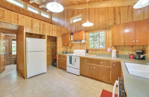 Vanderbilt Cabin | Pigeon River Escape Surrounded by State Land!