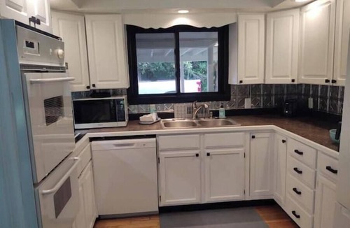 East Lansing House | Pine Creek Cottage Retreat