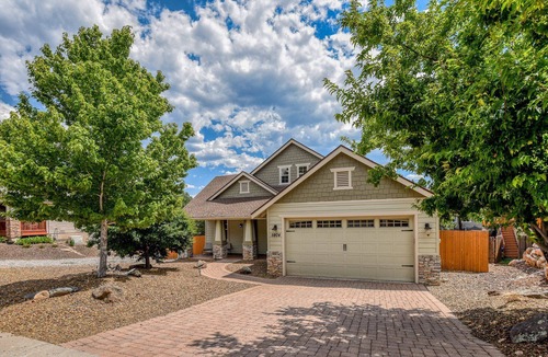 Ponderosa Trails House | Pine Mountain Trail | Pool Table | Dog & Family Fun in Flagstaff