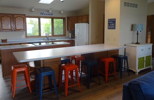 Lake Mills House | Plan now for your fall Getaway! 8 Adults max