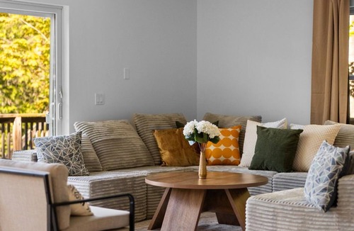 Honor House | Platte River Sauna, Hot Tub & Kayaks, Near Dunes