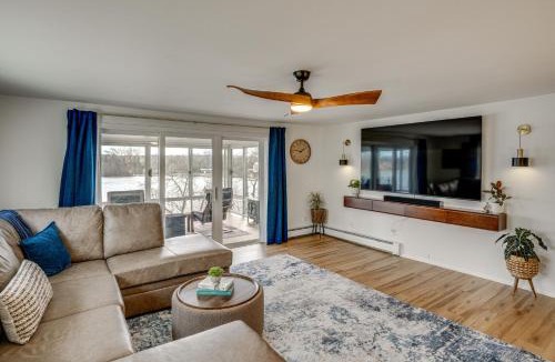 West Bend House | 'Pleasant Point Lake House' Dock & Fire Pit!