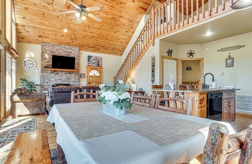Helen Cabin | Pool, Hot Tub & Mountain Views: Cleveland Cabin