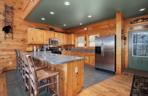 Ellijay Cabin | Poolside Mountain Retreat- Family-sized, pet-friendly, pool, hot tub, private