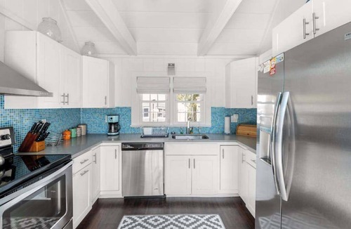 Ocean Bay Park House | Poolside Oasis in Ocean Bay
