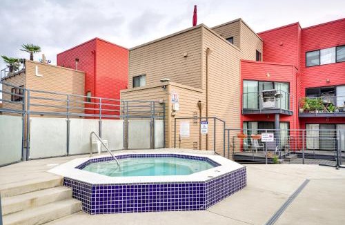 Old Town Chinatown House | Portland Condo w/Hot Tub Access, Near Downtown!