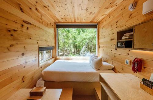 Glenwood Other | Postcard Cabins Mount Adams, Outdoor Collection by Marriott Bonvoy