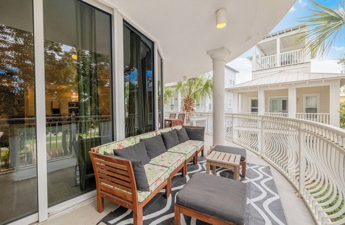 Rosemary Beach Condo | Prime Location ~ Walk to the Best of 30A~b/t Alys and Rosemary