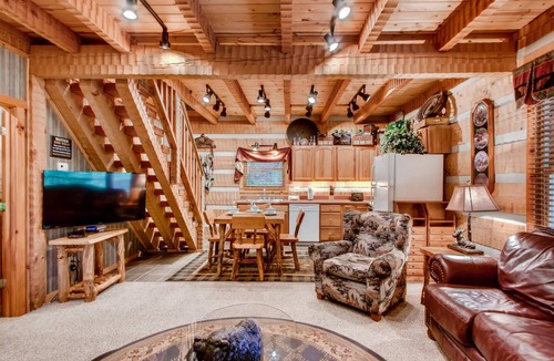 Smoky Mountains Cabin | Privacy at Creek Song cabin.