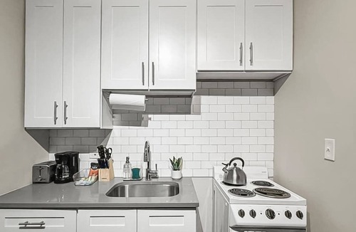 Hyde Park Apartment | Private 1BR Haven in a Prime Area