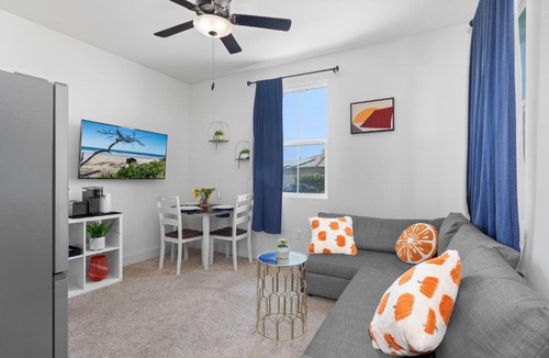 Rosedale Apartment | Private 1BR - Workspace, Parking, Pets Stay & Sleeps 3