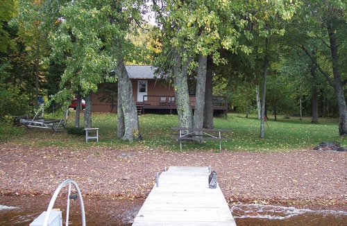 Bergland Cottage | PRIVATE 3 BEDROOM 2 BATH CABIN ON LAKE GOGEBIC IN THE U. P. OF MICHIGAN